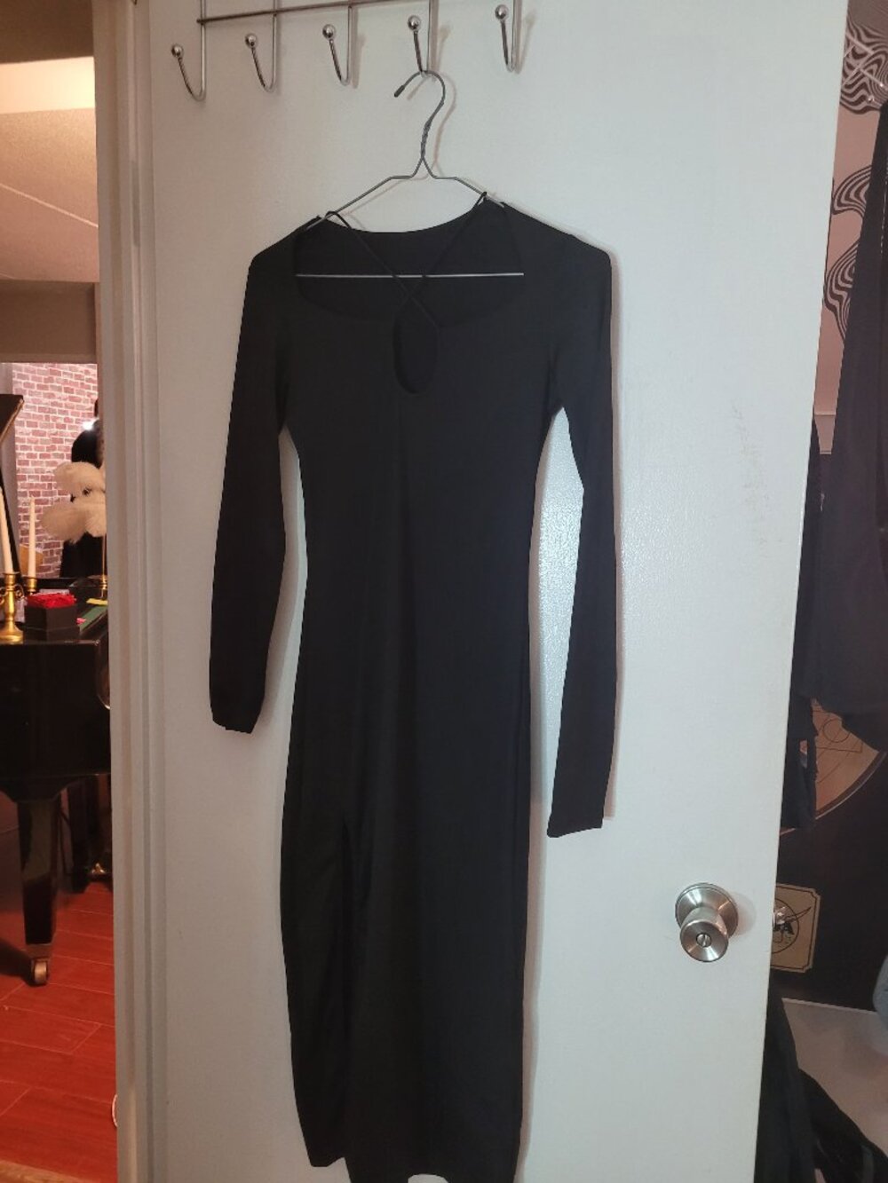 Black long sleeve dress - with string design at the front